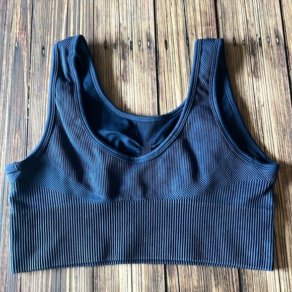 All in Motion Navy Blue Seamless Style Scoop Neck Sports Bra S - Picture 2 of 2